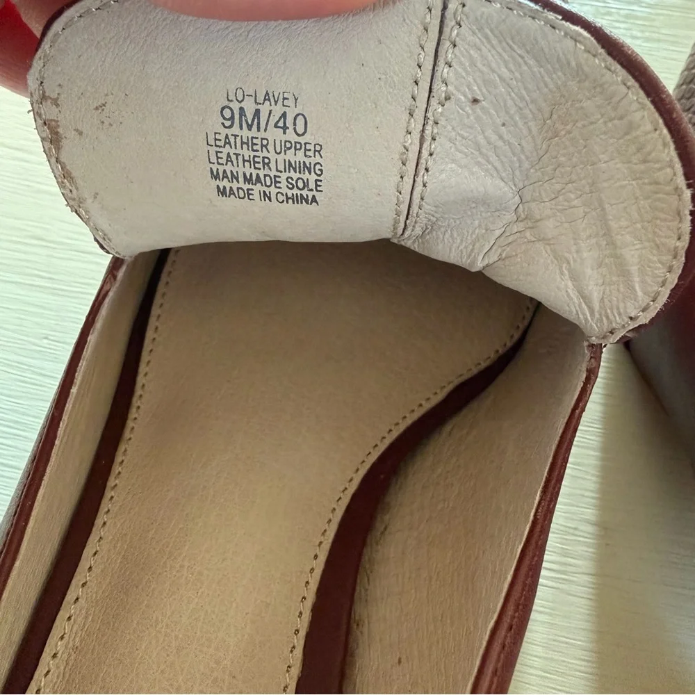 Louise et Cie Snakeskin Leather‎ Block Heel Loafers Size 9 Burgundy Brown